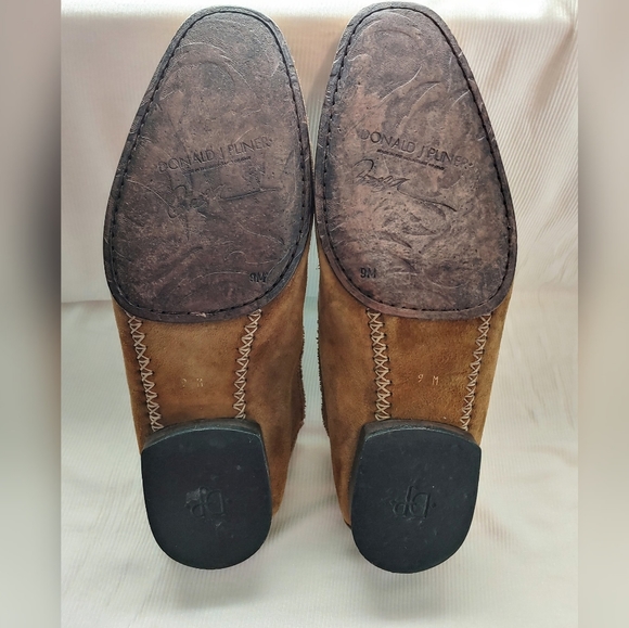 DONALD J PLINER Men's 9M Tan Suede Loafers - Picture 7 of 8